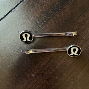 Lululemon Black and Silver Hair pins